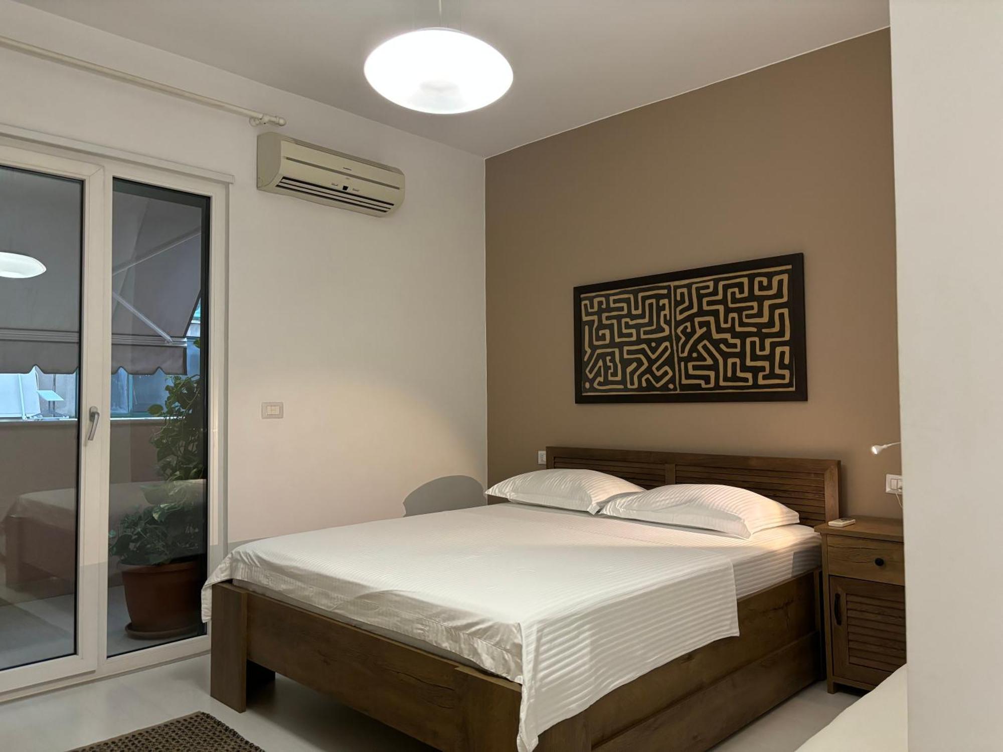 Tam Serviced 2Bdr Apartment City Center No6 Tirana Buitenkant foto
