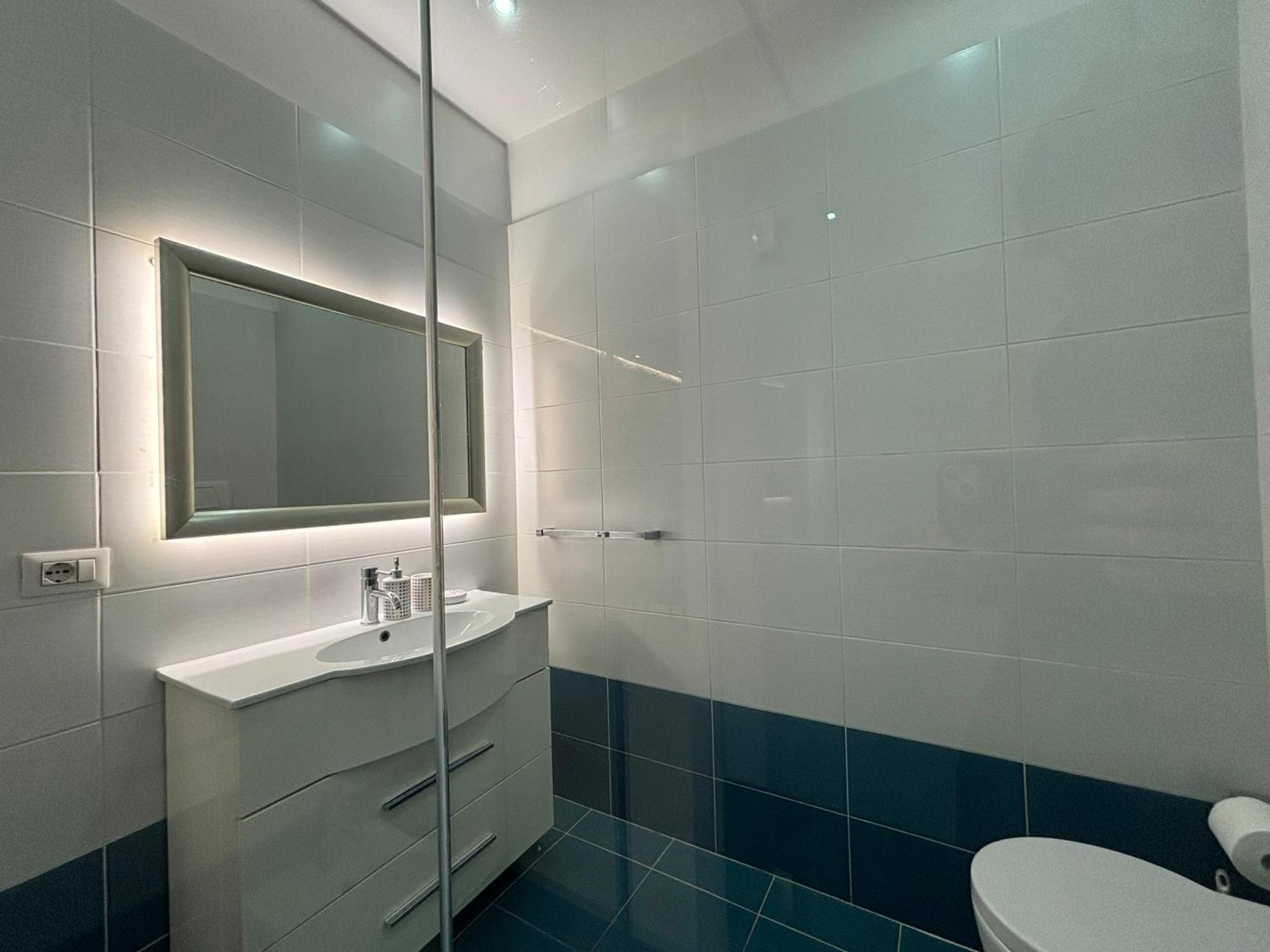 Tam Serviced 2Bdr Apartment City Center No6 Tirana Buitenkant foto