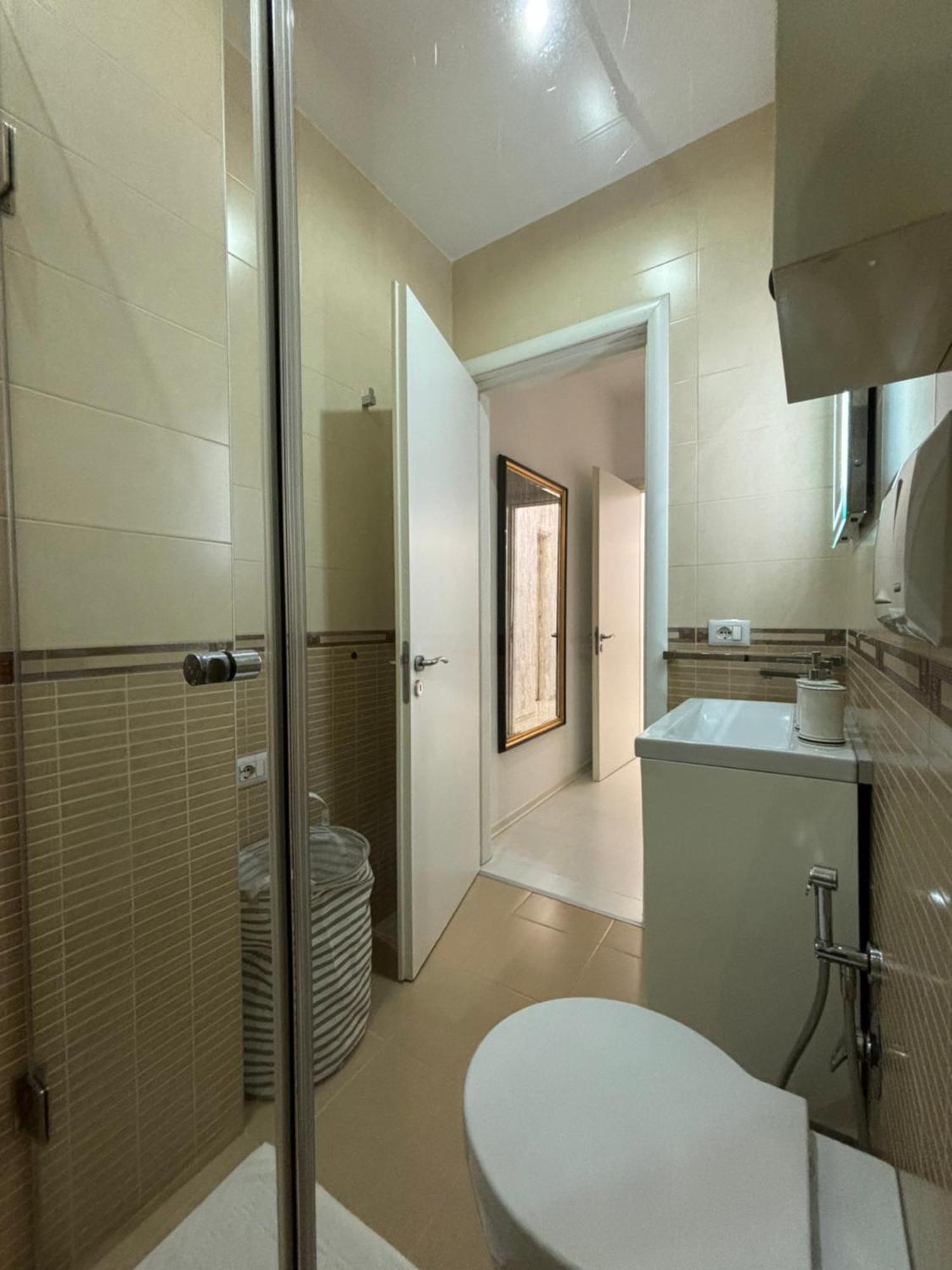 Tam Serviced 2Bdr Apartment City Center No6 Tirana Buitenkant foto