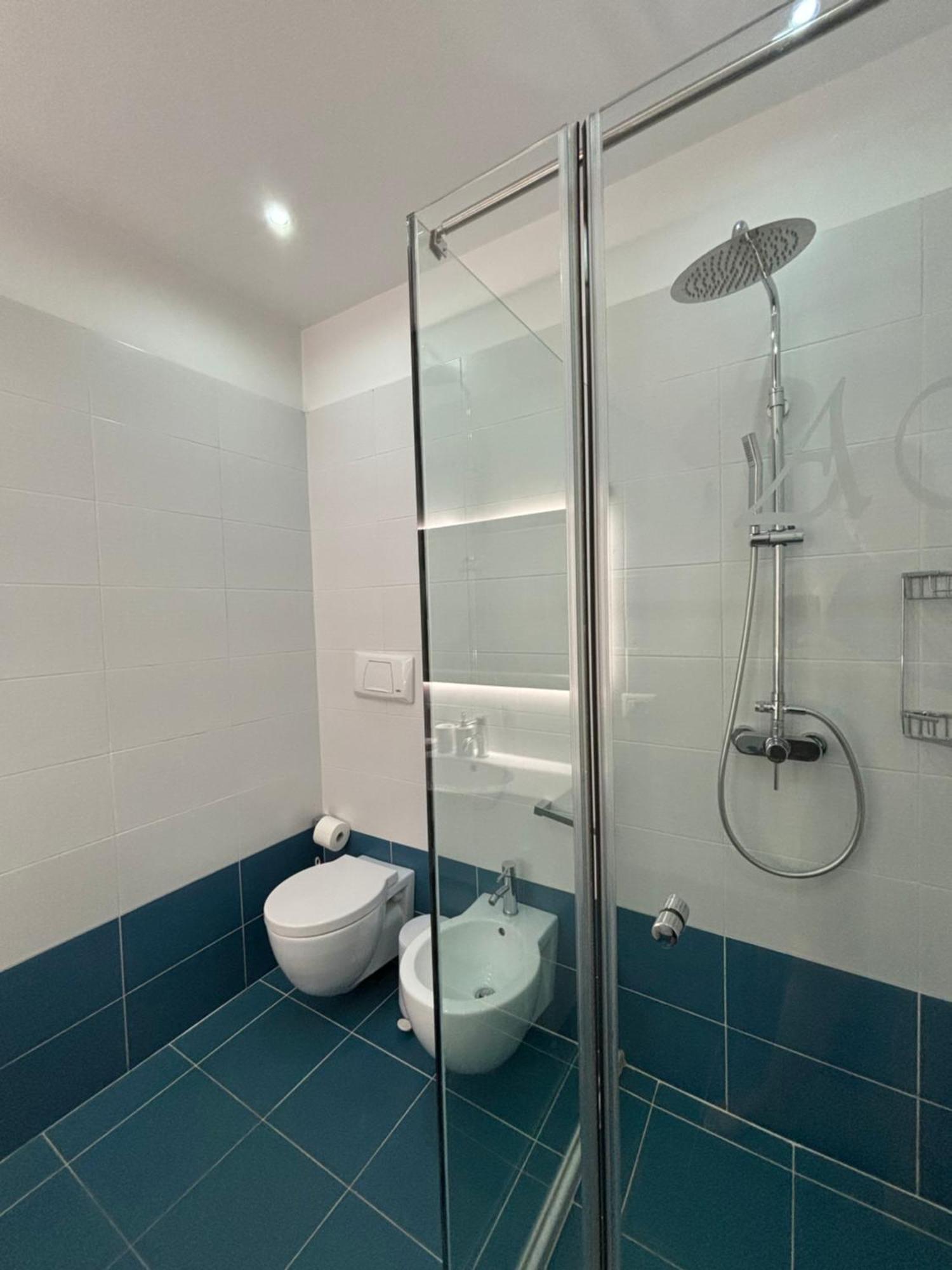 Tam Serviced 2Bdr Apartment City Center No6 Tirana Buitenkant foto