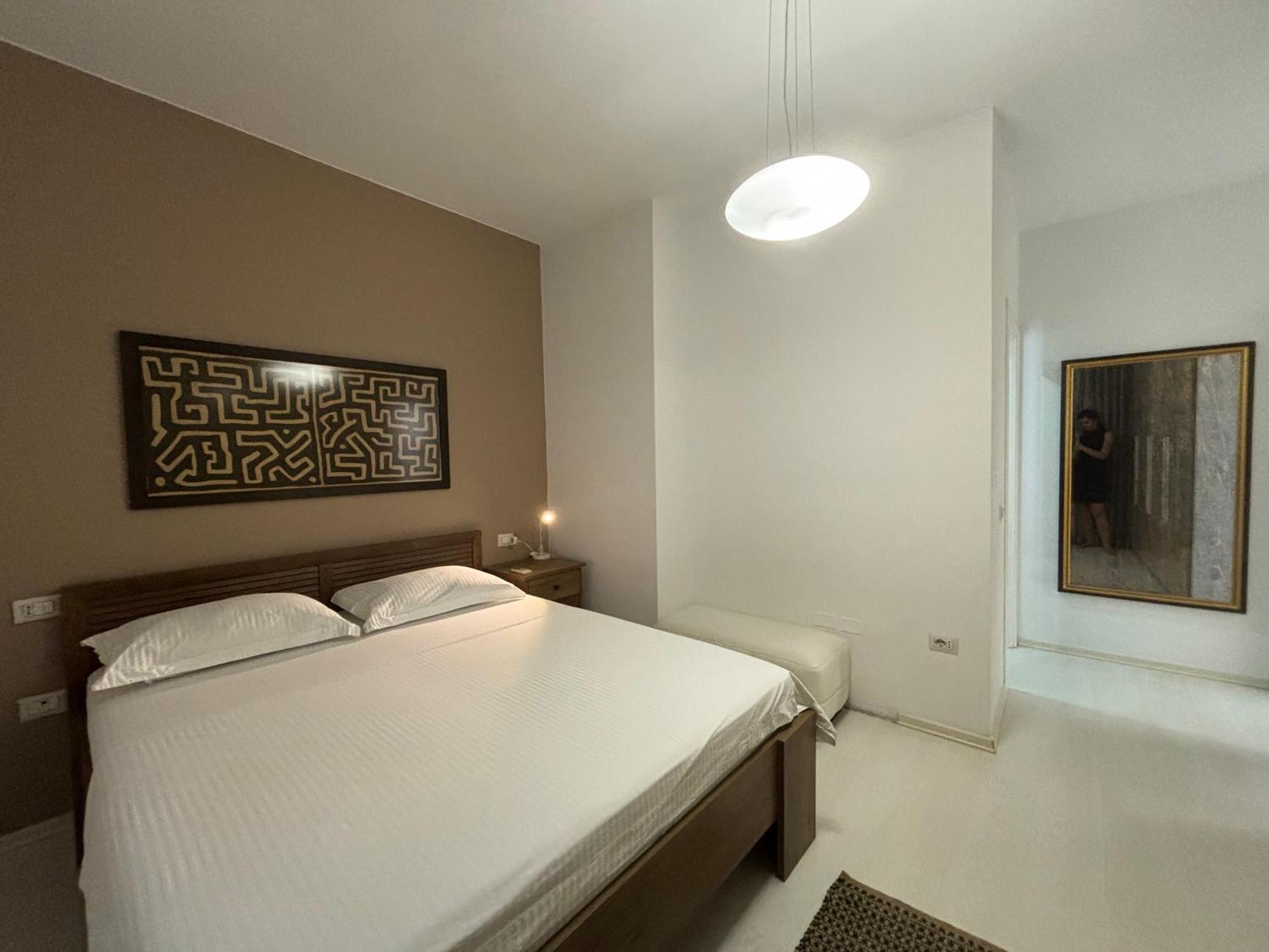 Tam Serviced 2Bdr Apartment City Center No6 Tirana Buitenkant foto