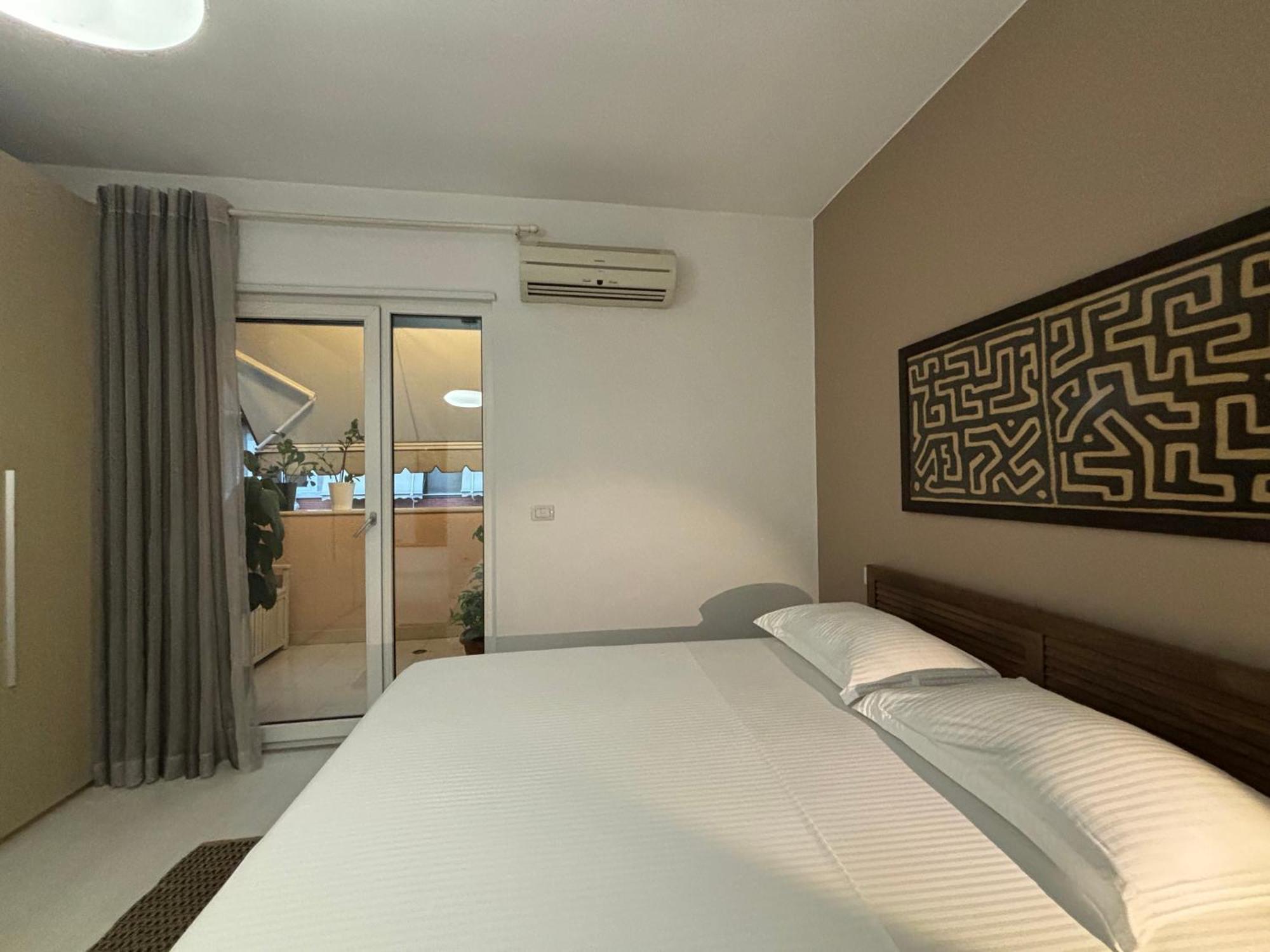 Tam Serviced 2Bdr Apartment City Center No6 Tirana Buitenkant foto